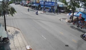 Bình Dương-Xe Máy Va Chạm Chết Người Ở Ngã Tư