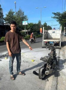 Khánh Hòa-Thanh Niên Tự Đốt Xe