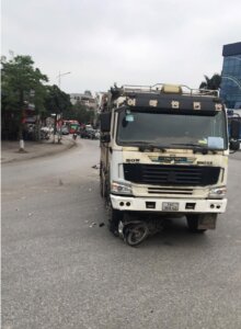 TNGT Kinh Hoàng Đứt Đôi Người Ở Thái Nguyên